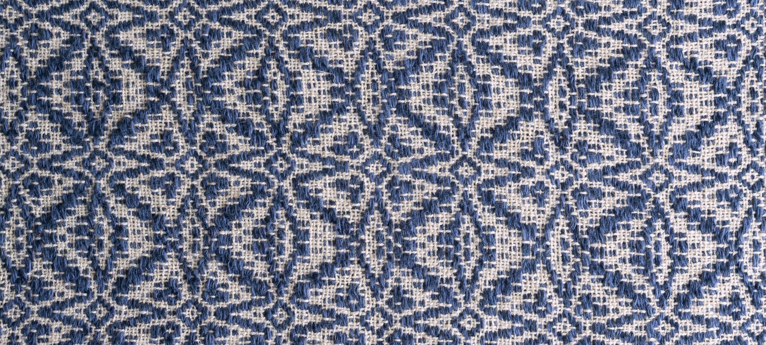 4S Structures on a Rigid Heddle