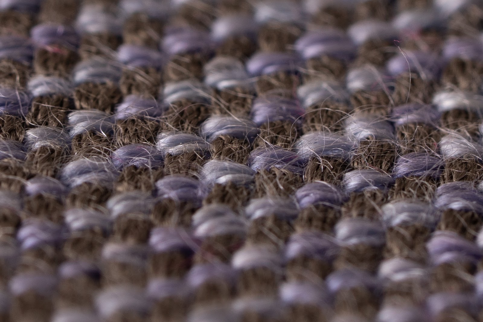 Rayon : A weaver’s guide.